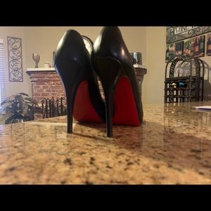 Christian Louboutin Size7